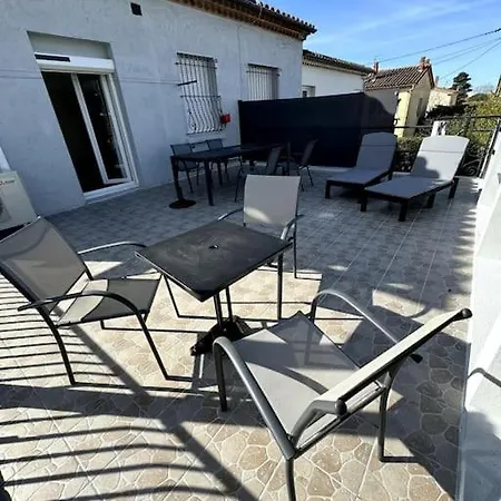 Sabatier T4 Avec Terrasse Et Jardin شقة *